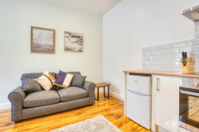 Pass the Keys APARTMENT 1- Silver Street · Spacious Flat in the City Centre
